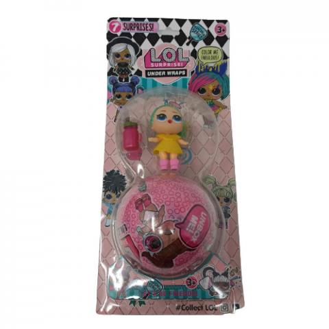 LOL muñeca con pelota