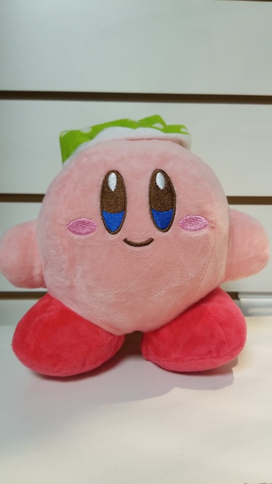 Peluche kirby con bonete (Verde)