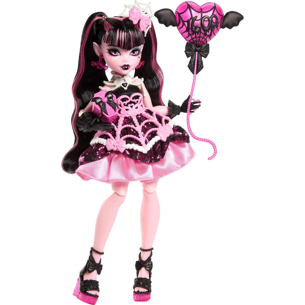 Monster High Draculaura Scary Sweet Birthday Doll