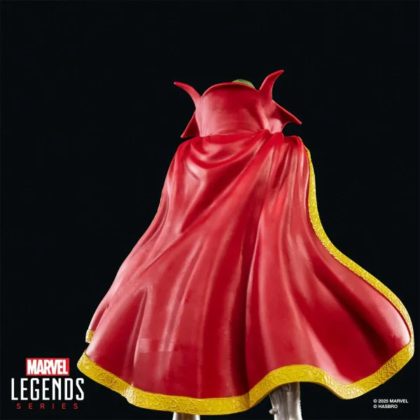 Emperor Doom Figura De Accion Emperor Doom Marvel Legends